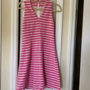 Lilly Pulitzer skater style dress. Size small.